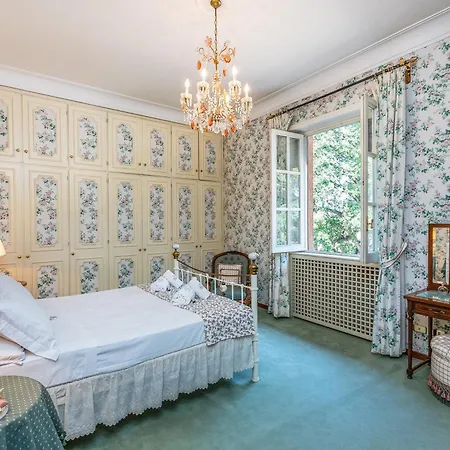La Gallese By In Apartment *